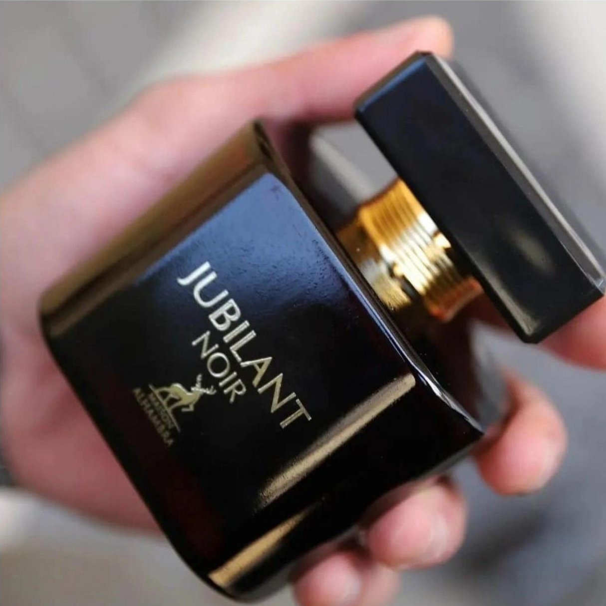 Jubilant Noir Maison Alhambra Edp 100ML Unisex- Inspirado en Crystal Noir Versace