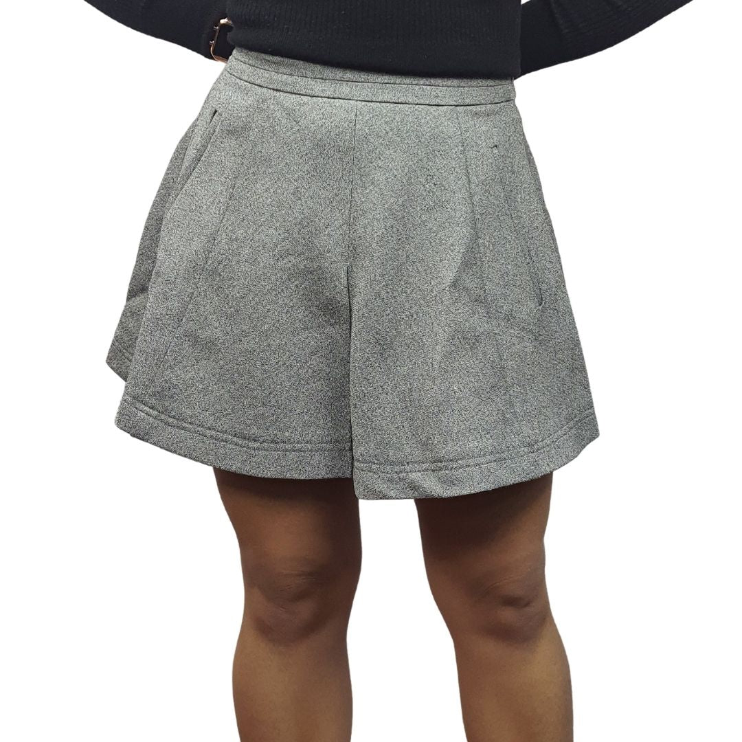 Short Vero Moda Gris Style FERN SHORTS(VMC-MW-ET-2)