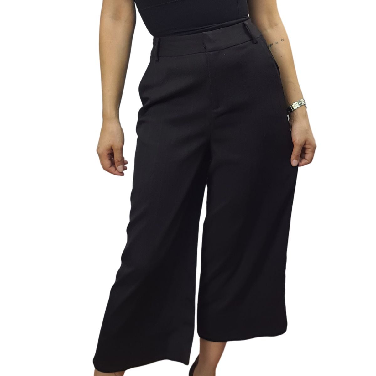 Pantalon Vero Moda Negro Style DALEY 7/8 WIDE PANTS(VMC-NC)