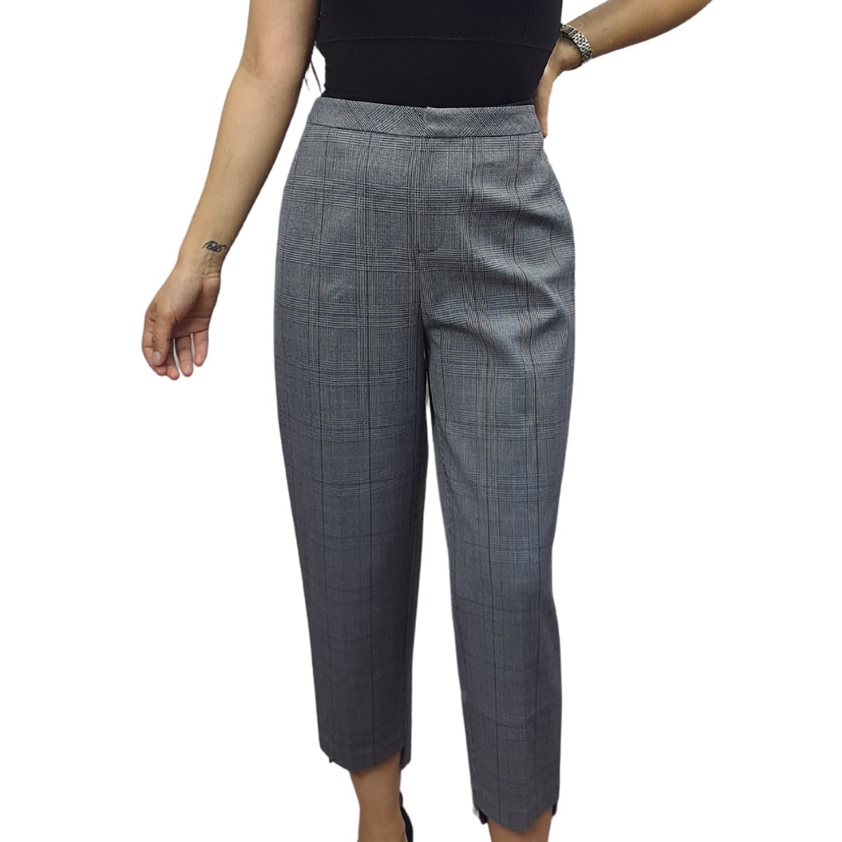 Pantalon Vero Moda Negro Style ANNIE SLIM CARROT 7/8 PANTS(VMC-DR)