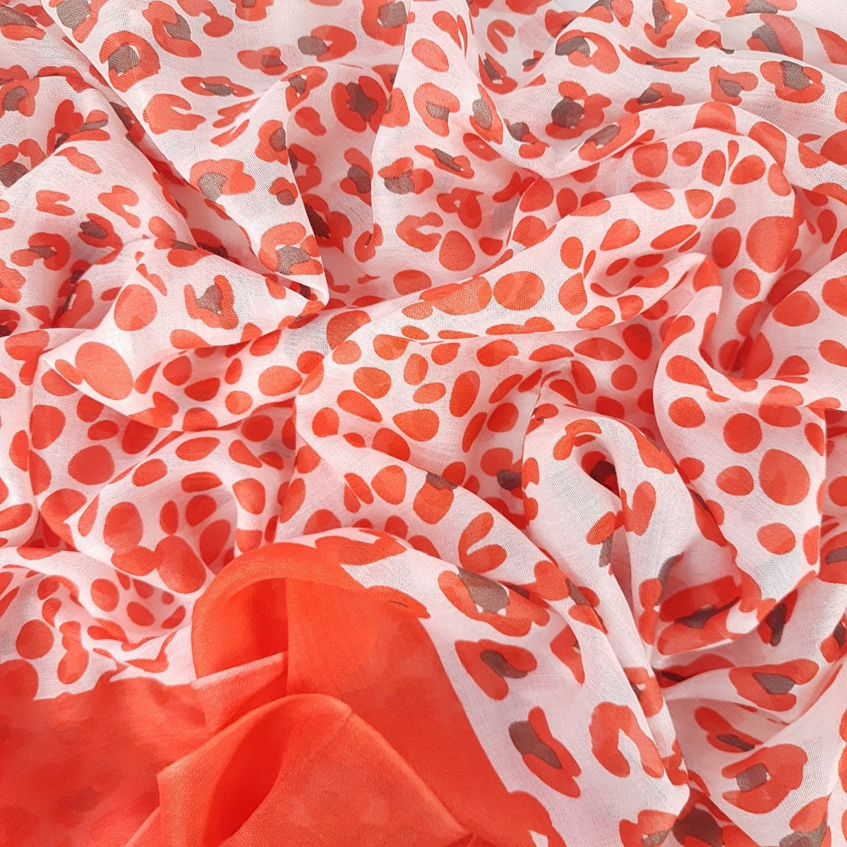 Bufanda Isaac Mizrahi Leopard Mixed Naranja Con Gris Icl491917