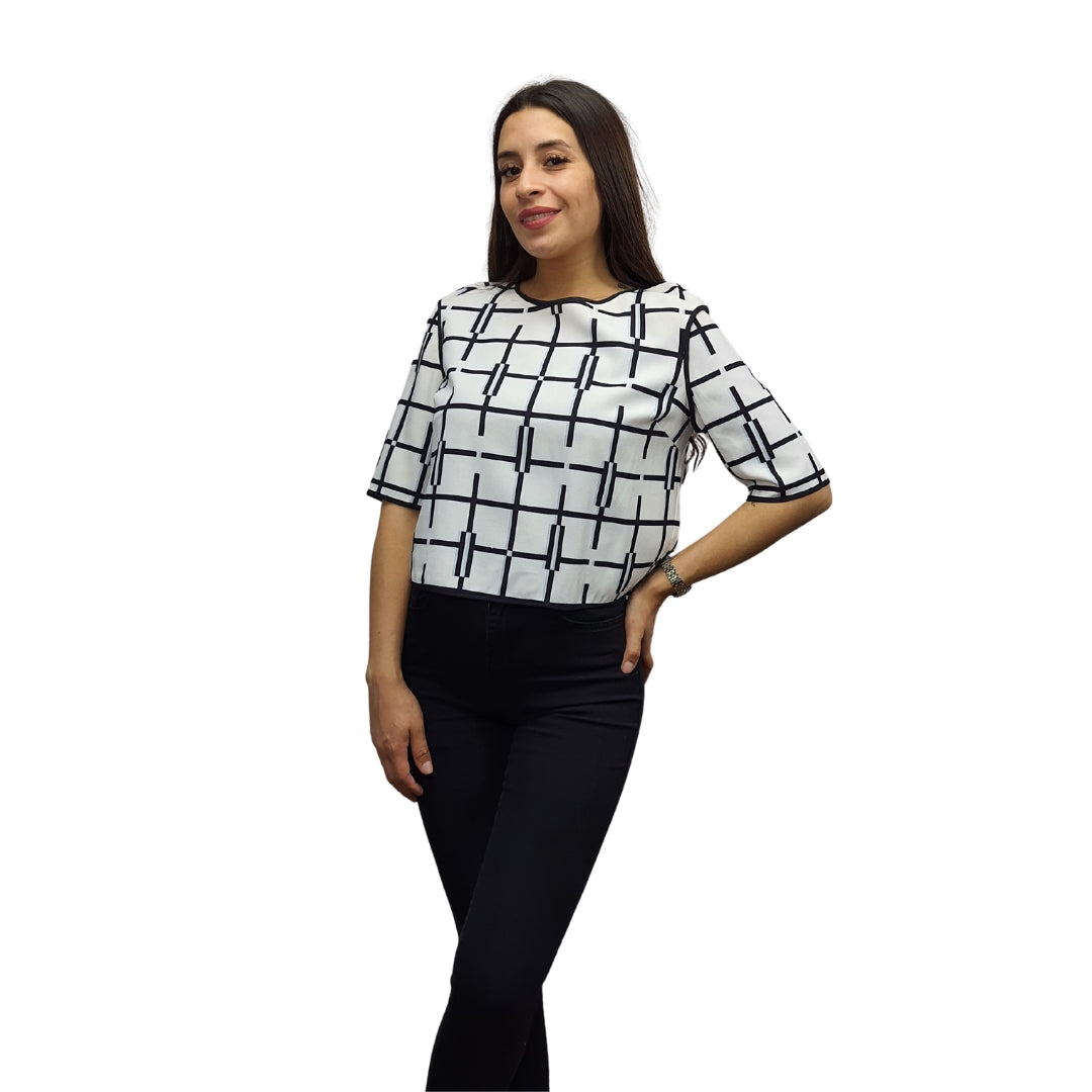 Blusa Vero Moda Blanco y Negro Style PEZZO 1/2 BOX TOP(PM)
