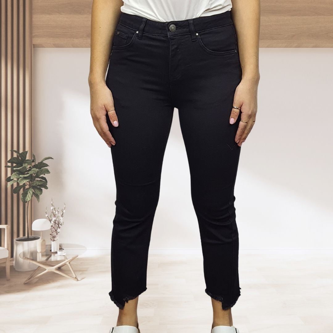 Pantalon Vero Moda Negro Style VISION 9/10 MW SB JEANS(NC)