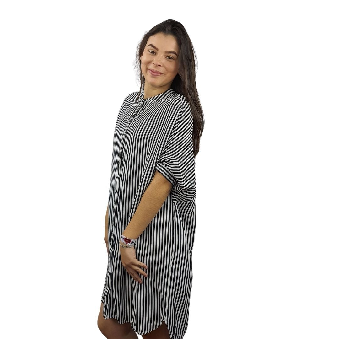 Vestido Veromoda Negro y Blanco Style ELEMENTAL STRIPES 1/2 SHIRT(VMC-NE-EC-3)
