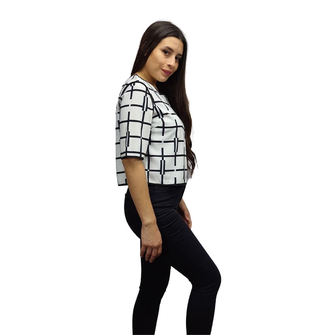 Blusa Vero Moda Blanco y Negro Style PEZZO 1/2 BOX TOP(PM)