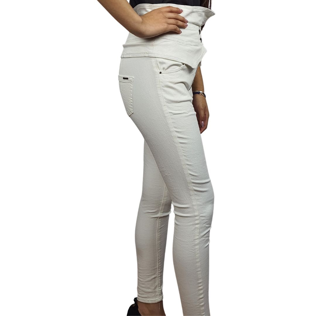 Jeans Vero Moda Blanco Style ROMANTIC 9/10 HW X-SLIM JEANS(NR)