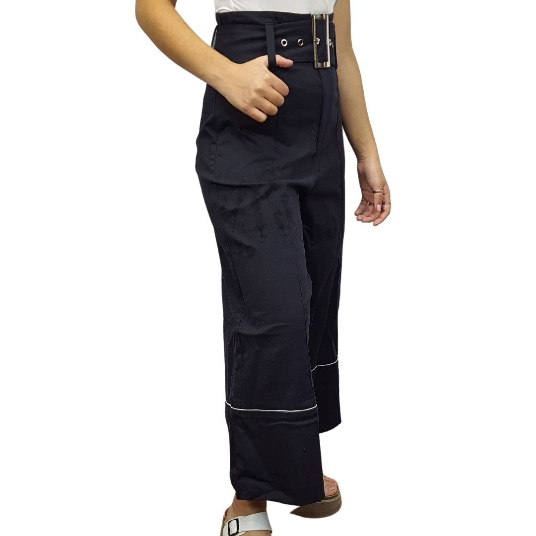 Pantalon Vero Moda Negro Style EMPTY 9/10 HW LOOSE JEANS(NC)