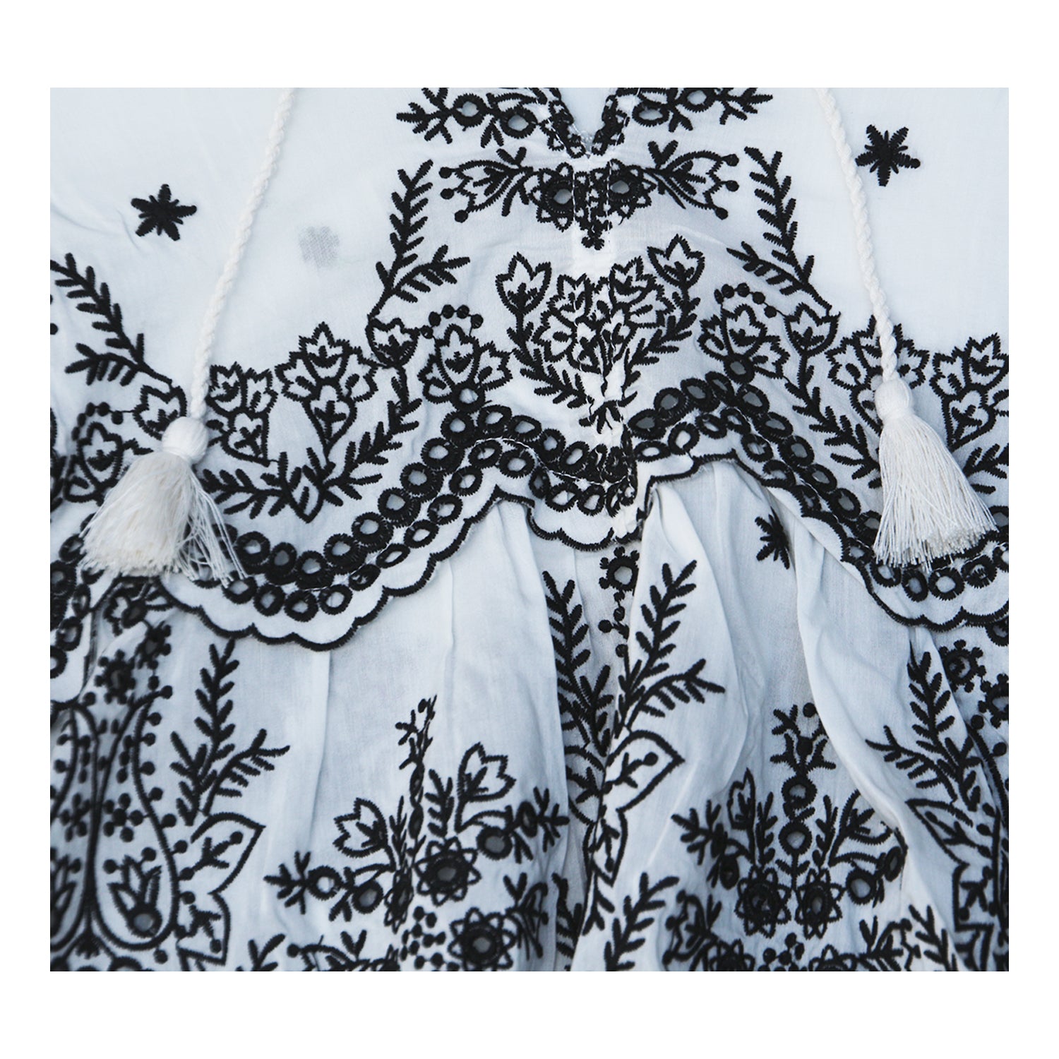 Blusa Rapsodia Garden Negro