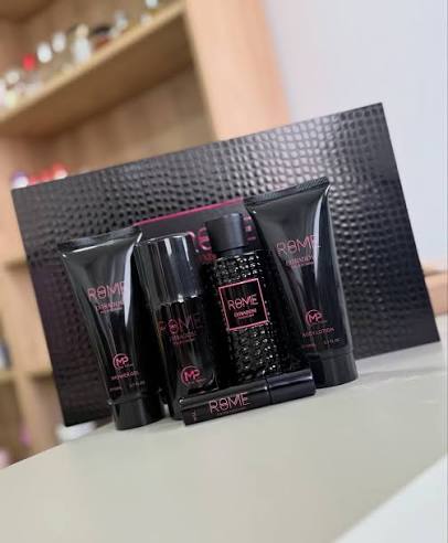 Estuche Bharara Rome Extra Dose  Pour Homme  100ML+15ML+150ML DEO +150ML B/L+150ML S/G Hombre