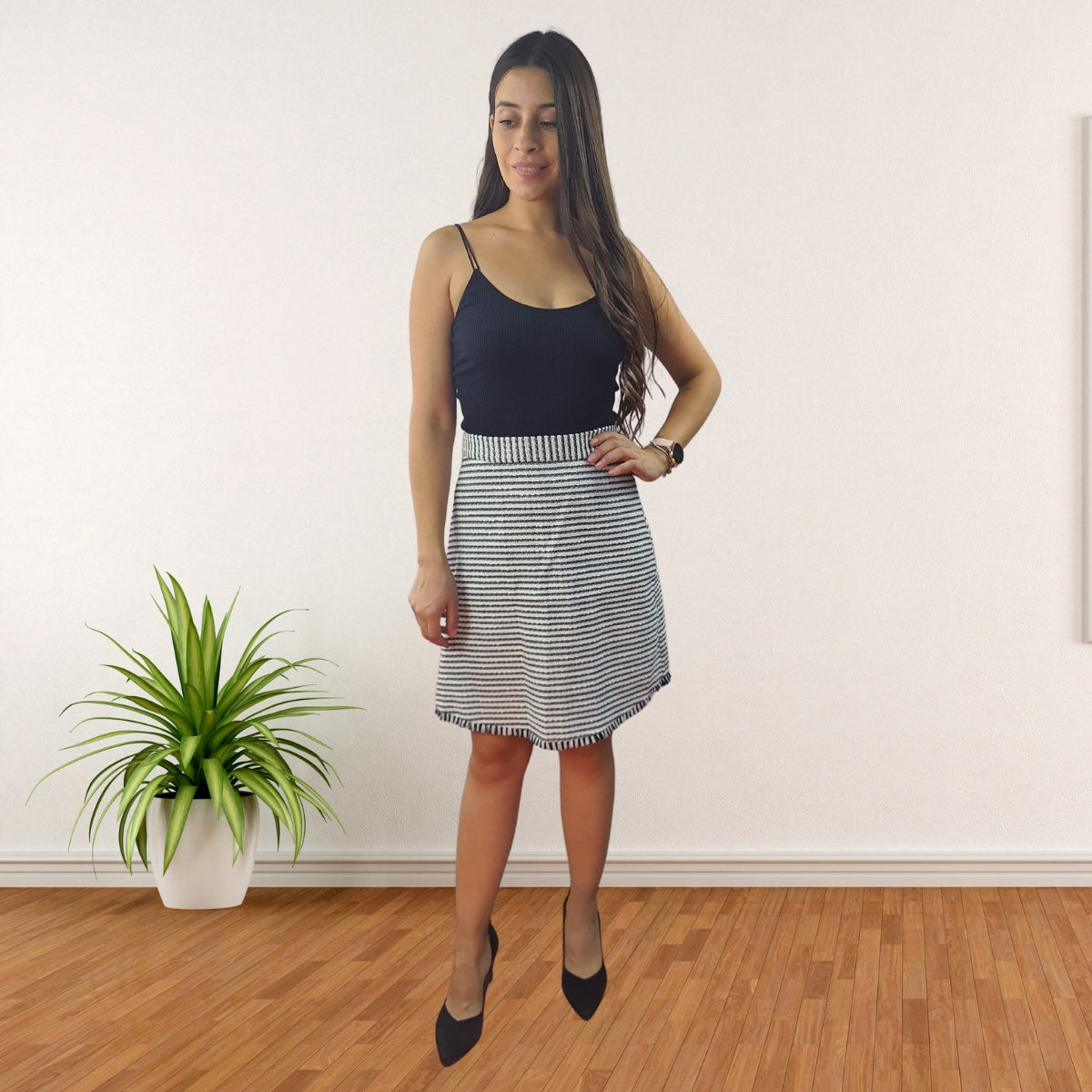 Falda Vero Moda Azul Oscuro con Blanco Style JOANNA MINI SKIRT(TP-ET-2)