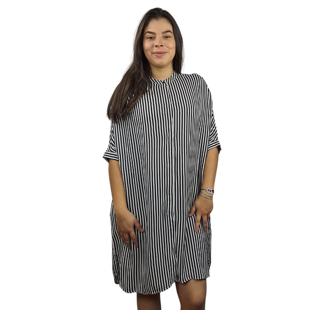 Vestido Veromoda Negro y Blanco Style ELEMENTAL STRIPES 1/2 SHIRT(VMC-NE-EC-3)