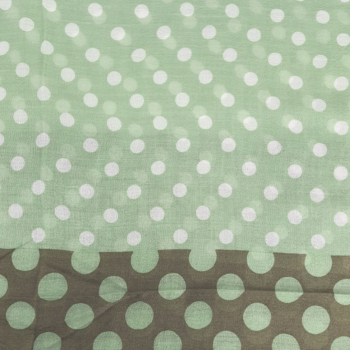 Bufanda Isaac Mizrahi Polka Dot Mix Verde, Marron Y Pepas Blancas Icl492107