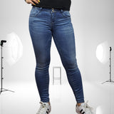 Jeans Vero Moda Azul Claro Style FANNY 9/10 X-SLIM JEANS(BN)
