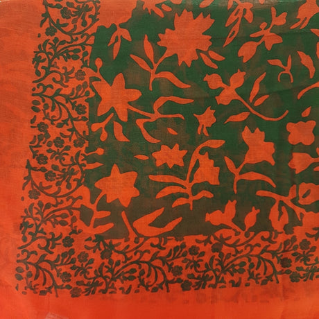Bufanda Isaac Mizrahi Floral Mix Rojo Con Verde  Icl4920P48