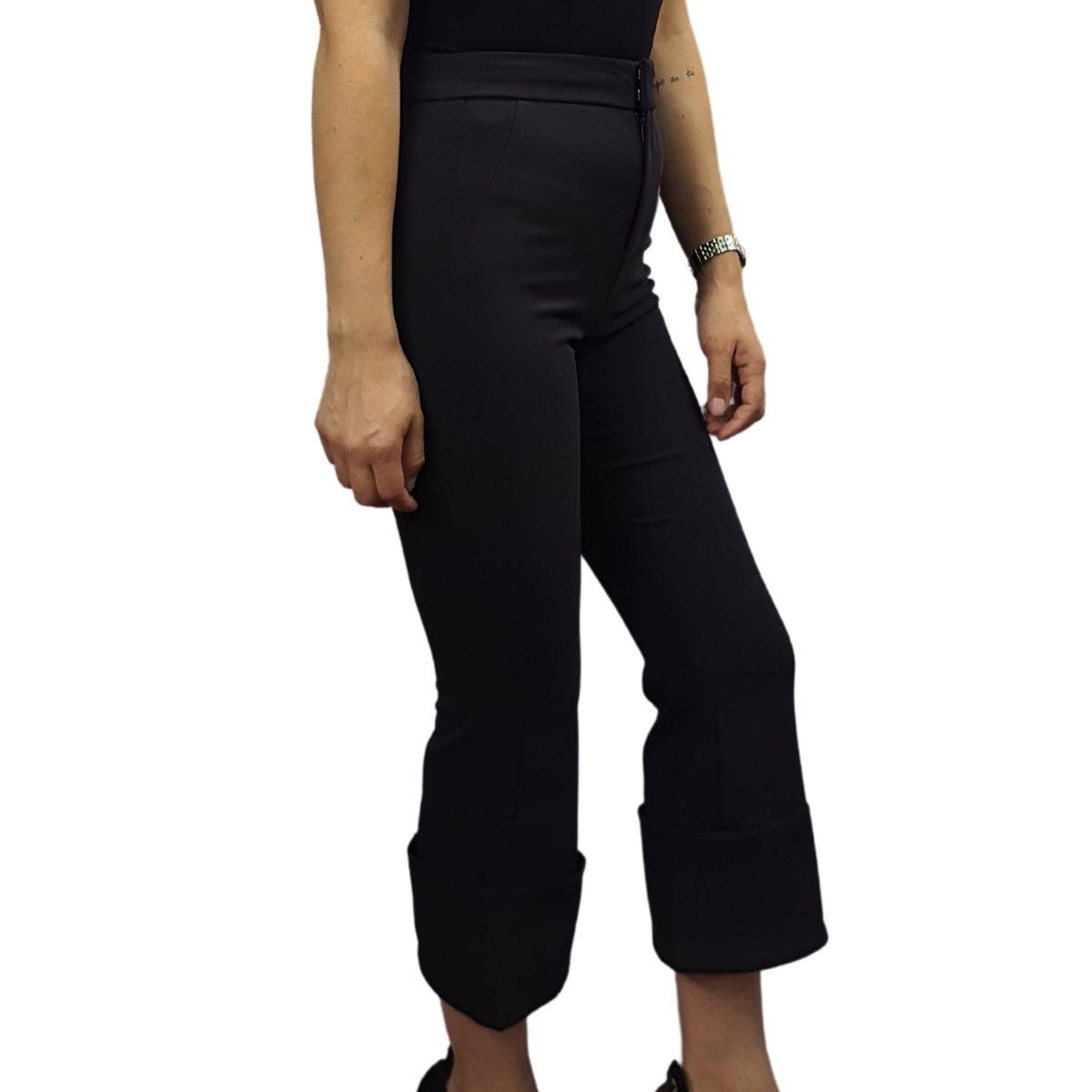 Pantalon Vero Moda Negro Style FASHION FLIP 7/8 S/B PANTS(NC)