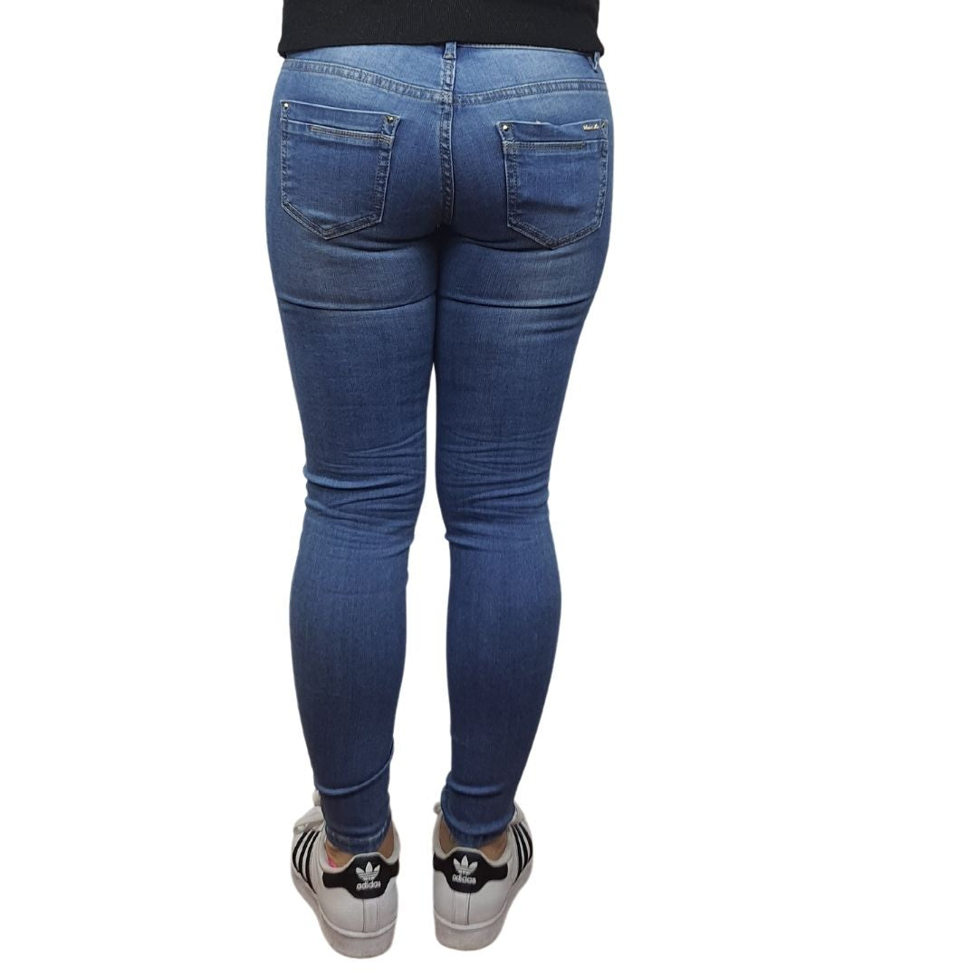 Jeans Vero Moda Azul Claro Style FANNY 9/10 X-SLIM JEANS(BN)