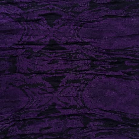 Bufanda Guess Con Diseño Negro Y Morado Fy452